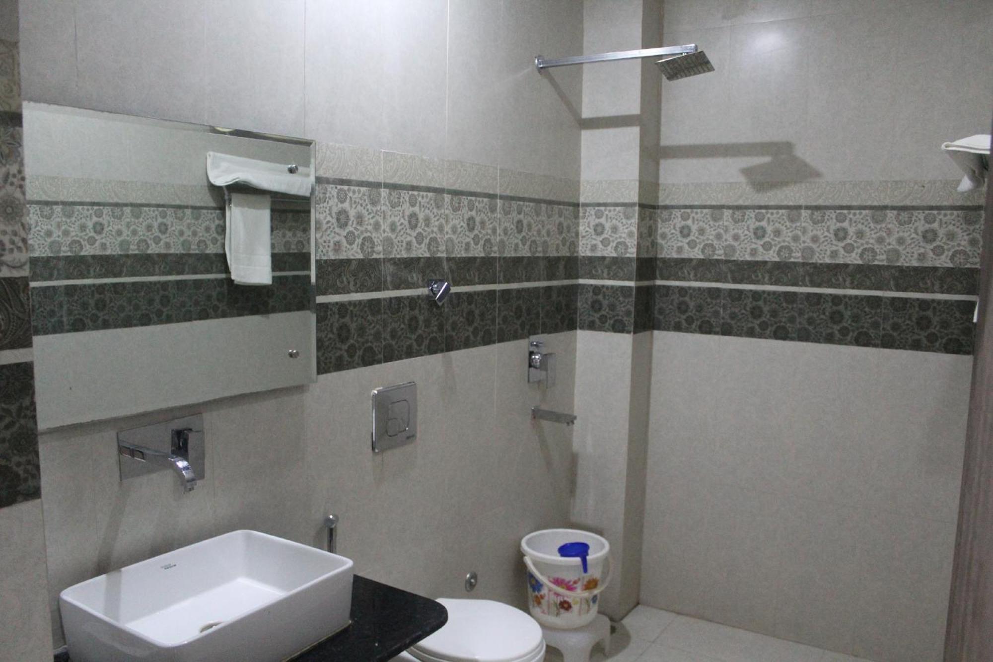Bilberry Hotel Rewari Экстерьер фото