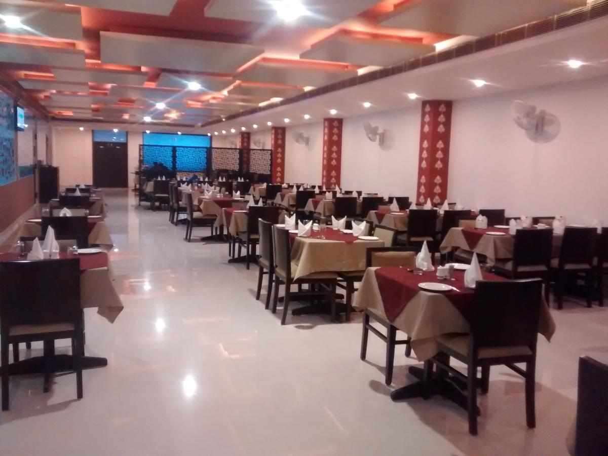 Bilberry Hotel Rewari Экстерьер фото