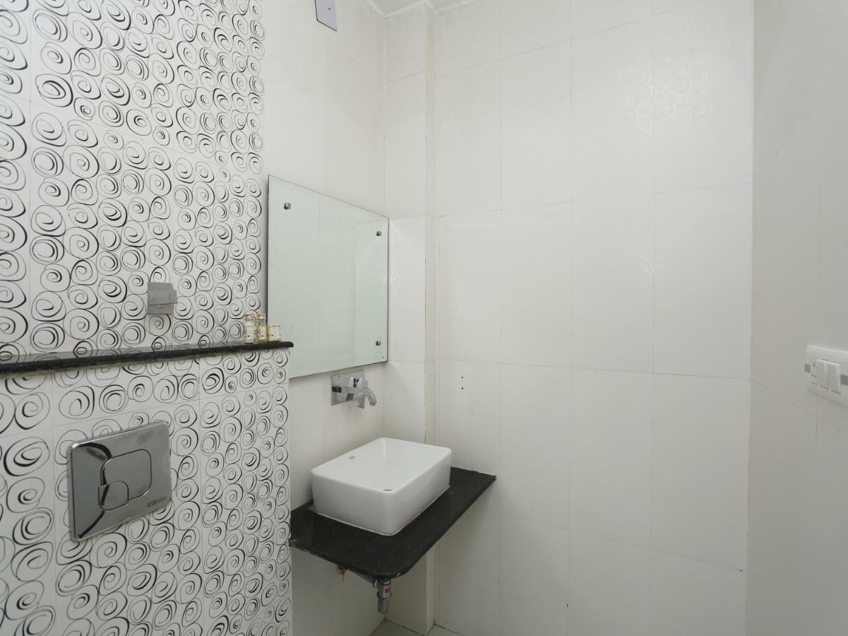 Bilberry Hotel Rewari Экстерьер фото