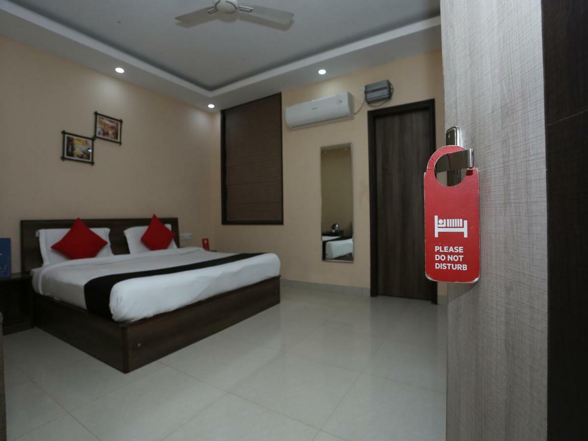 Bilberry Hotel Rewari Экстерьер фото