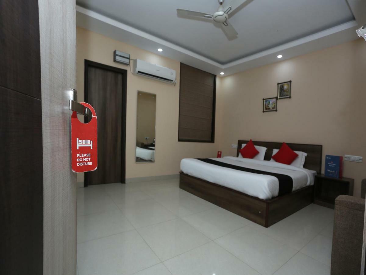 Bilberry Hotel Rewari Экстерьер фото