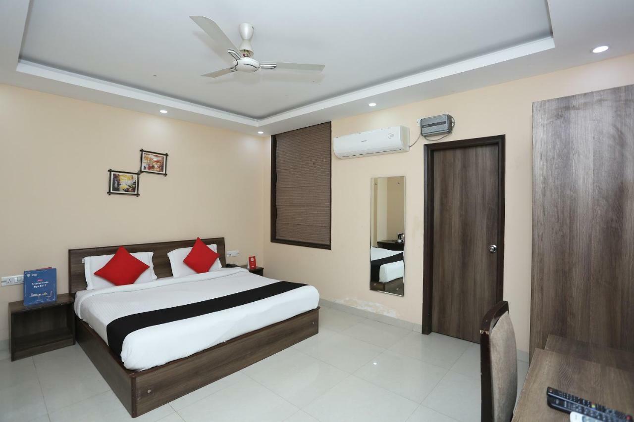 Bilberry Hotel Rewari Экстерьер фото