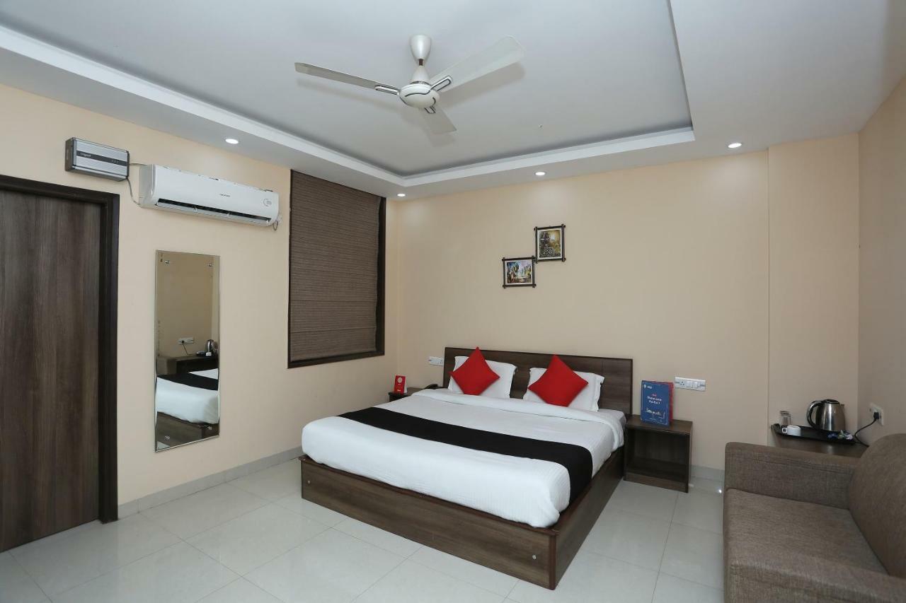 Bilberry Hotel Rewari Экстерьер фото