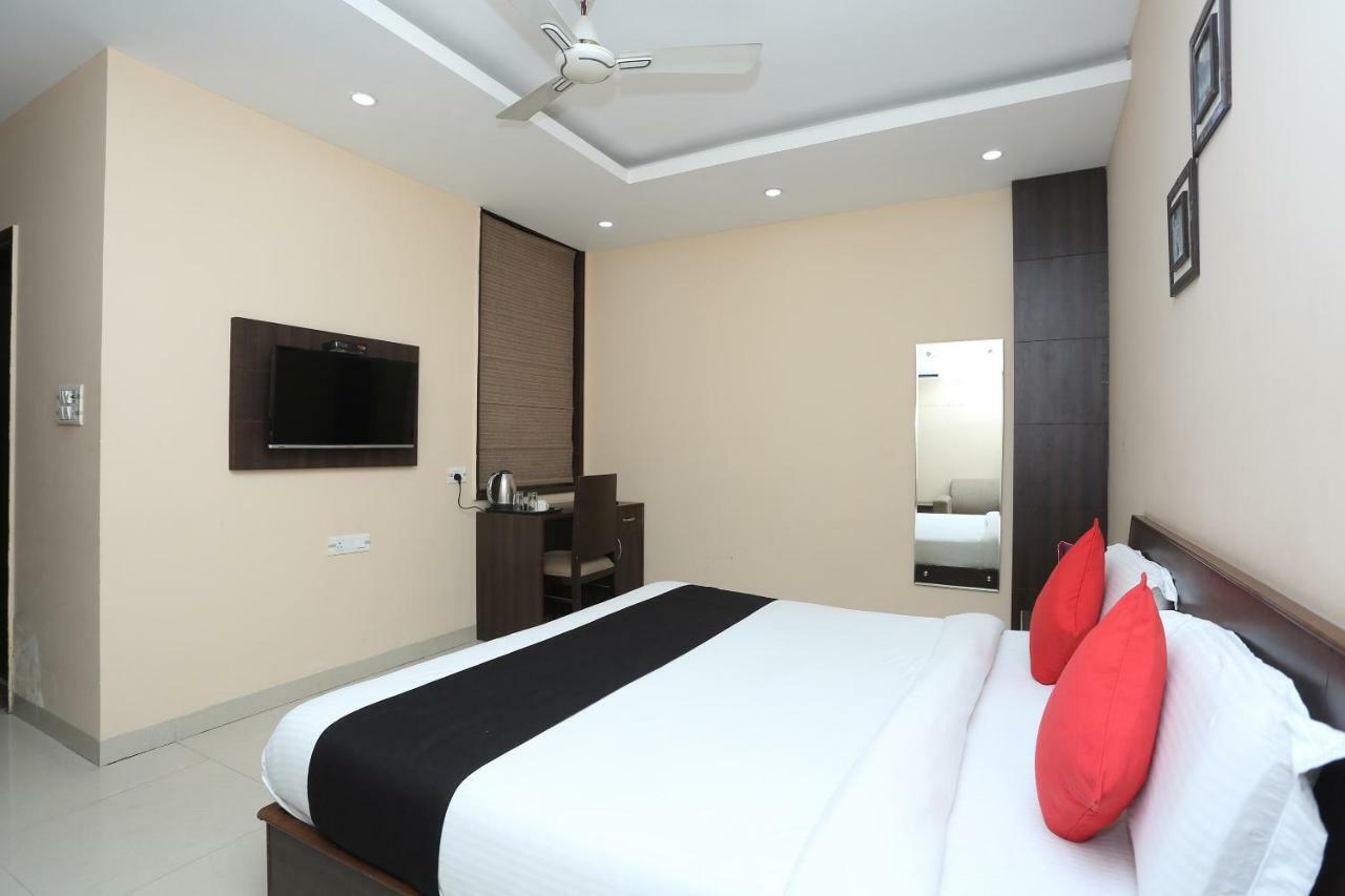 Bilberry Hotel Rewari Экстерьер фото