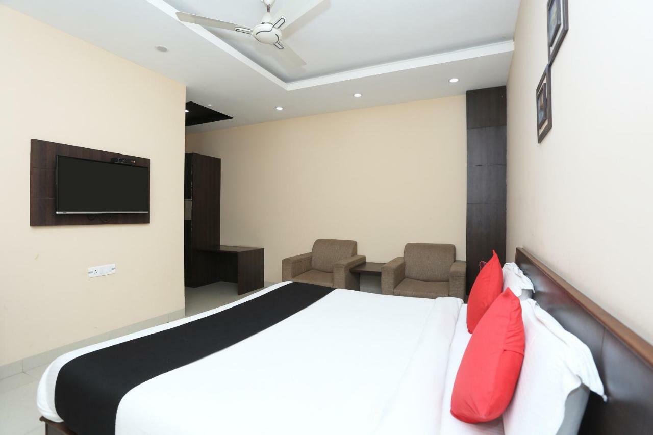 Bilberry Hotel Rewari Экстерьер фото