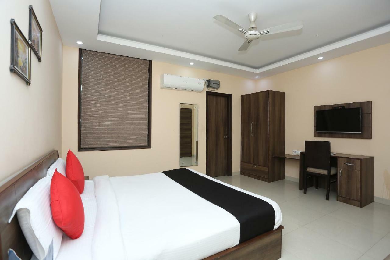 Bilberry Hotel Rewari Экстерьер фото